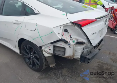2019 Honda Civic Sport z USA, uszkodzony, nr VIN 2HGFC2E87KH538450